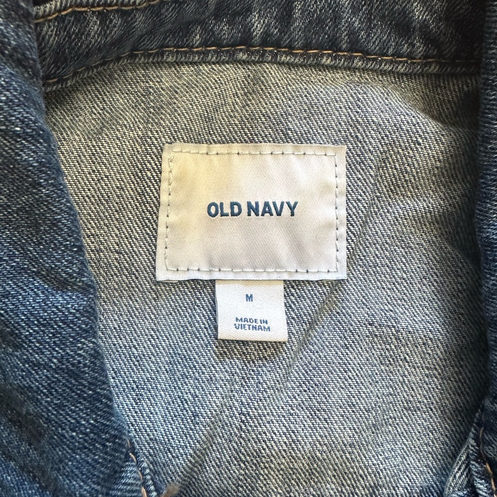 LIKE NEW Old Navy Women's Blue Jean Jacket - Picture 2 of 4